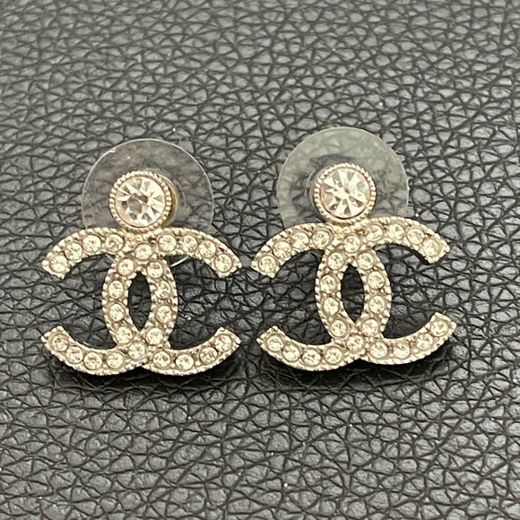 Chanel CC earrings - Picture 4 of 8
